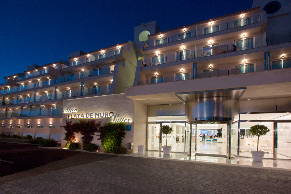 Hotel Mar Playa De Muro Suites